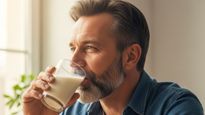 Milk: వీళ్లు ఎట్టి పరిస్థితుల్లోనూ పాలు తాగకూడదు..విషంతో సమానమే!