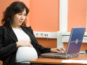 How to Dress for Work when Pregnant How to Dress for Work when Pregnant