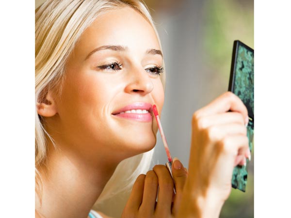 శీతాకాలంలో చర్మ సంరక్షణకు గైడెన్స్...