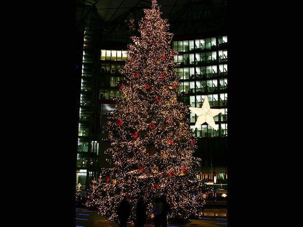 క్రిస్మస్ ట్రీ డెకరేషన్ కు ఓ మంచి ఐడియా..!