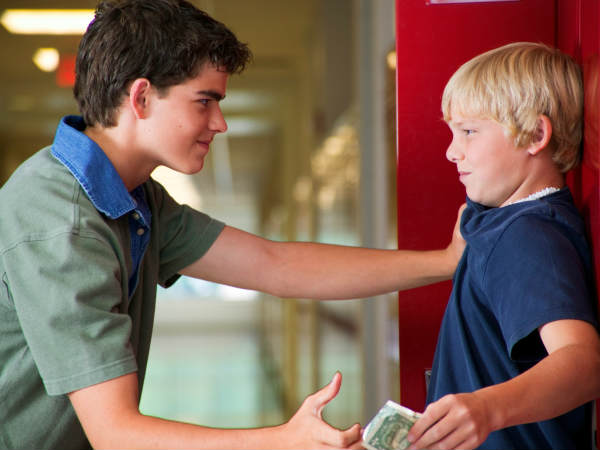 మీ పిల్లల్లో ఉన్న భయాన్ని తొలగించడం ఎలా?