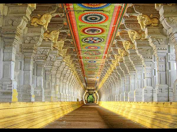 భారత దేశంలో ఉన్న 12 శివుని ప్రసిద్ద దేవాలయాలు ఇవే...!