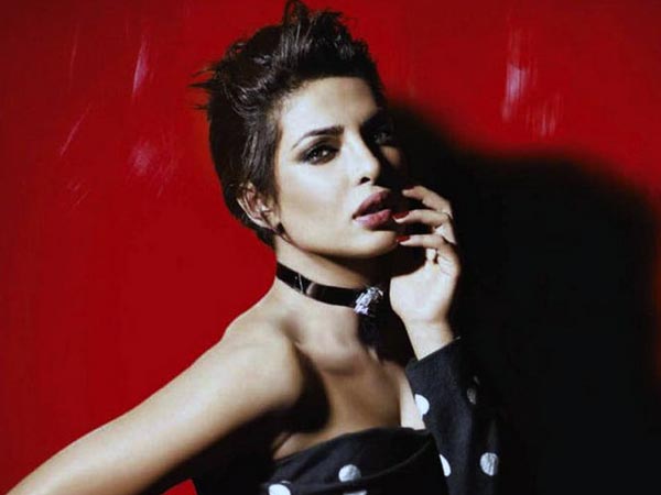 మిమ్మల్ని ఆకర్షించే సమ్మర్ నెయిల్ పాలిష్ మిమ్మల్ని ఆకర్షించే సమ్మర్ నెయిల్ పాలిష్