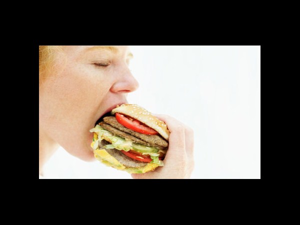 శరీరానికి హాని కలిగించే టాప్ 10 ఆహారాలు...! శరీరానికి హాని కలిగించే టాప్ 10 ఆహారాలు...!