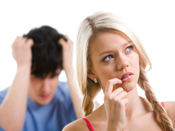 ఈ సందర్భాల్లో స్త్రీలు అబద్దాలు చెప్పడం ఎక్కువ...!