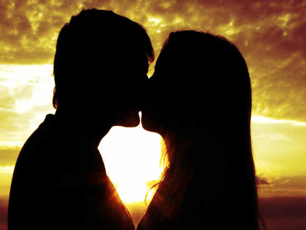 మౌత్ కిస్ గురించి కొన్ని ఆసక్తికర విషయాలు!