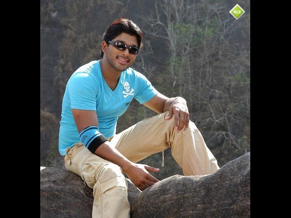 ఫ్యాషన్ -స్టైల్లో అల్లు అర్జున్ ఫస్ట్