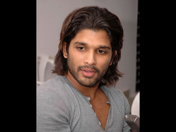 ఫ్యాషన్ -స్టైల్లో అల్లు అర్జున్ ఫస్ట్