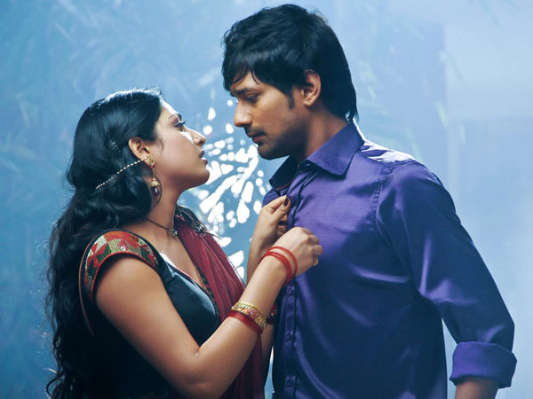 స్నేహితుడే లవర్ అయితే..!