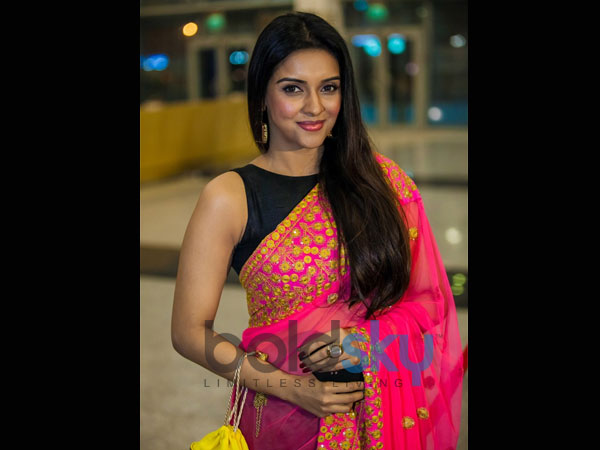 అసిన్: అసిన్: