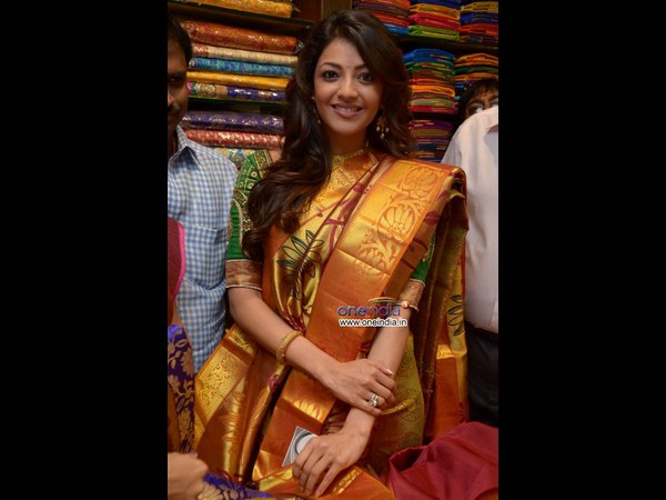 గోల్డ్ ఆరెంజ్ మెరూన్ మిక్స్: