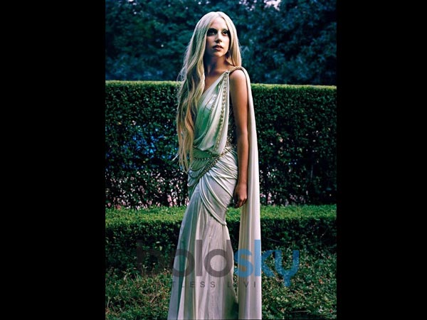 14. లేడీ గాగ: