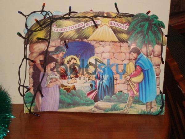 పశువులకు గడ్డి వేసి తొట్టె(క్రిబ్)కోసం ఒక ప్రదేశంను ఎంపిక చేసుకోవాలి: 