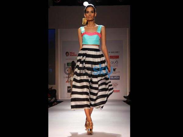 స్కై బ్లూ: స్కై బ్లూ: