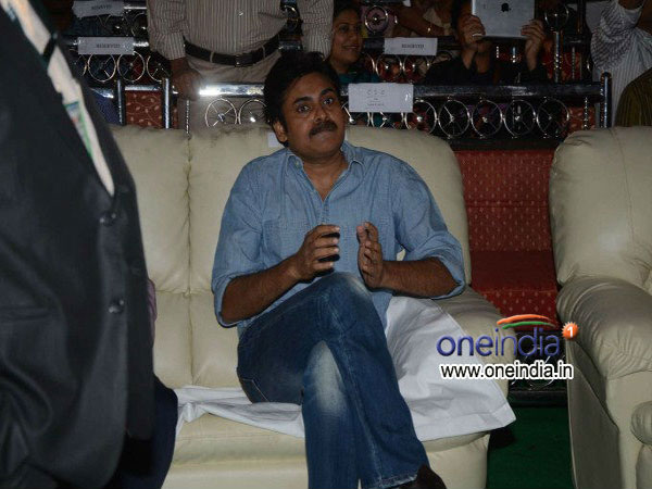 బ్లూ జీన్స్ స్కై బ్లూ ఫార్మల్ డ్రెస్