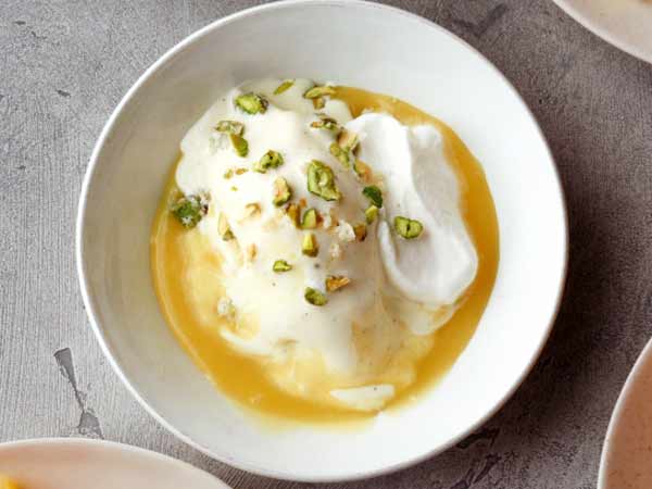 పెరుగు-తేనె: