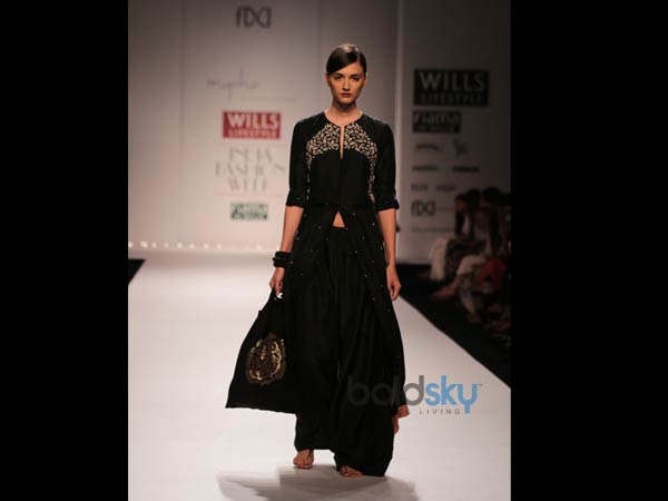 ఫ్లవర్ మోటిఫ్స్: