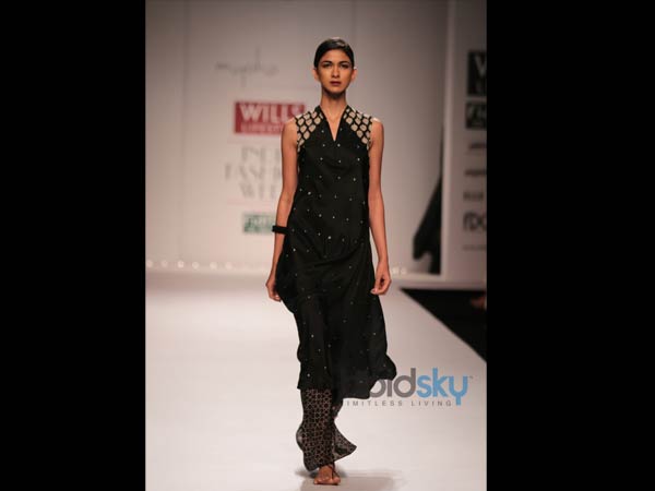 ప్రింటెడ్ ప్యాంట్: