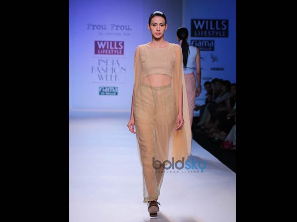 లైట్ బిస్కెట్ ఆరెంజ్ మిక్స్డ్ కలర్: