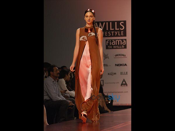 అలంకరణ ఆభరణాలు