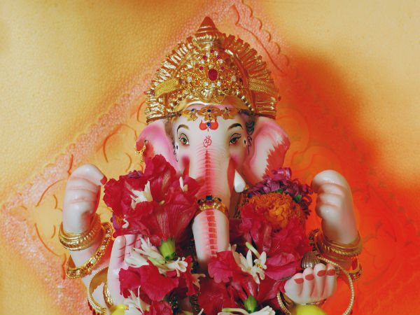 గంధం సమర్పణ