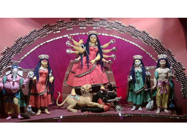 గిరిజన దేవత 