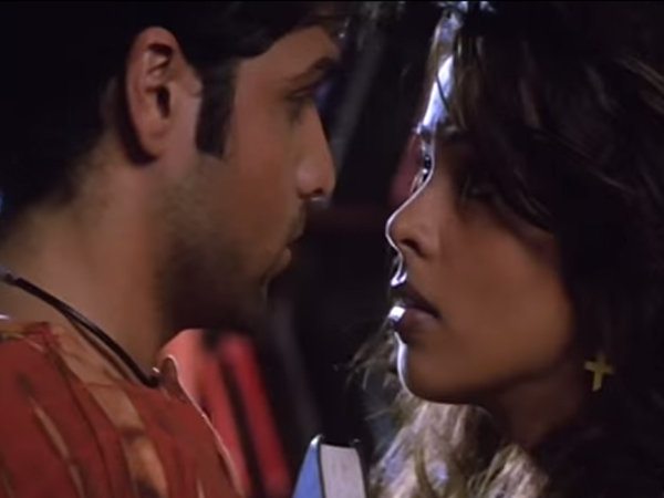 1. ప్రేమ వివాహాలు అంటే విఫలం: 