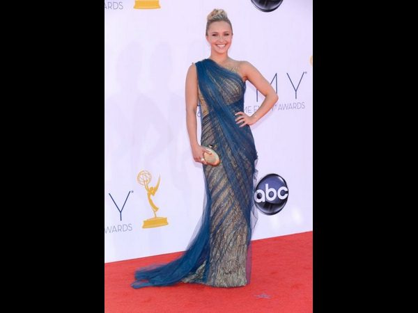 శారీ గౌన్ డిజైన్స్ : న్యూ ఇయర్ స్పెషల్ 