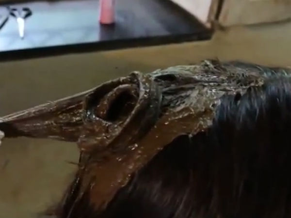 అదే బన్ కు ముడి వేయాలి