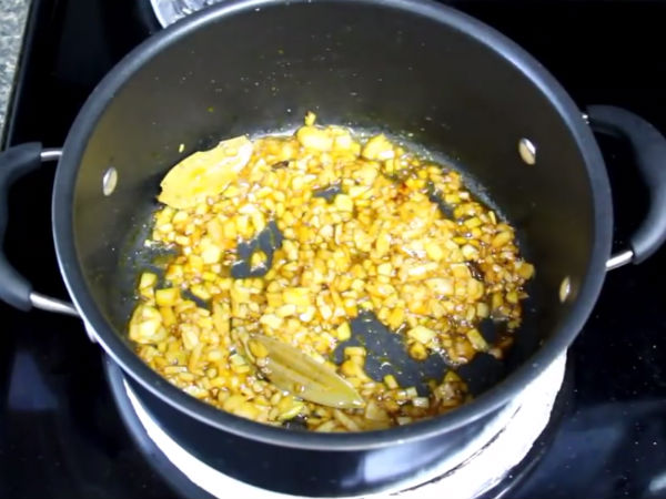 Spicy Dhaba Style Egg Curry Recipe 