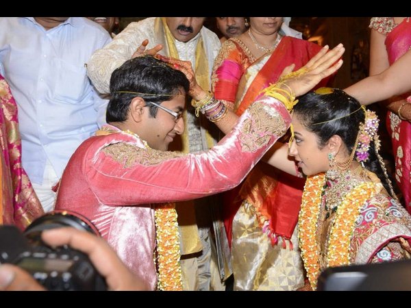 Importance Of Jeelakarra Bellam In Marriages