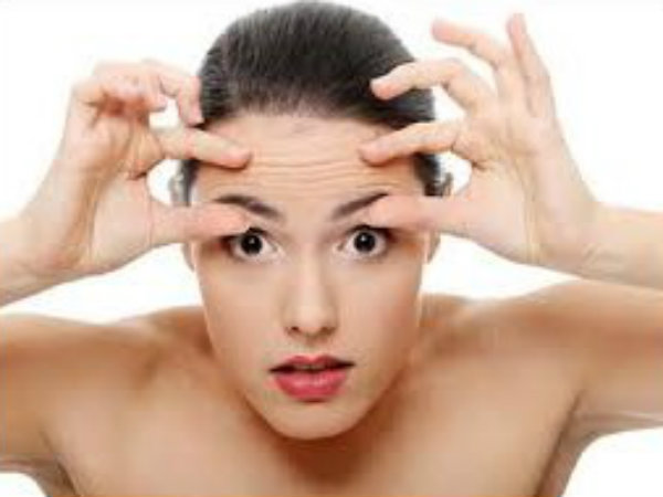 ముడుతలను తగ్గిస్తుంది