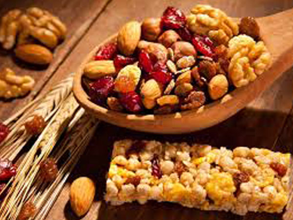 8. ప్రోటీన్ బార్స్: 