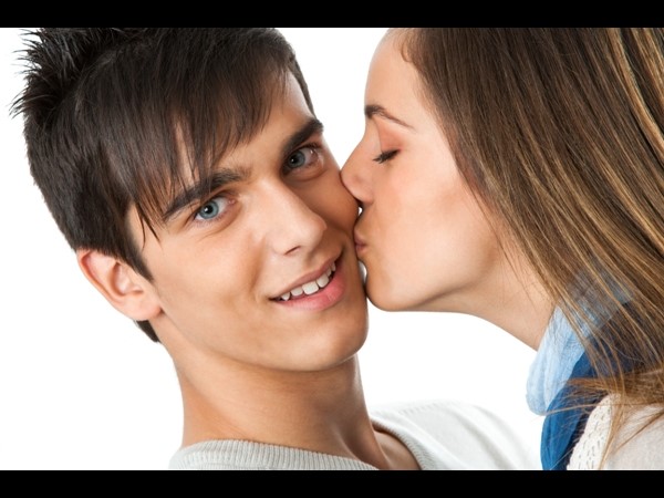 బుగ్గ మీద ముద్దు