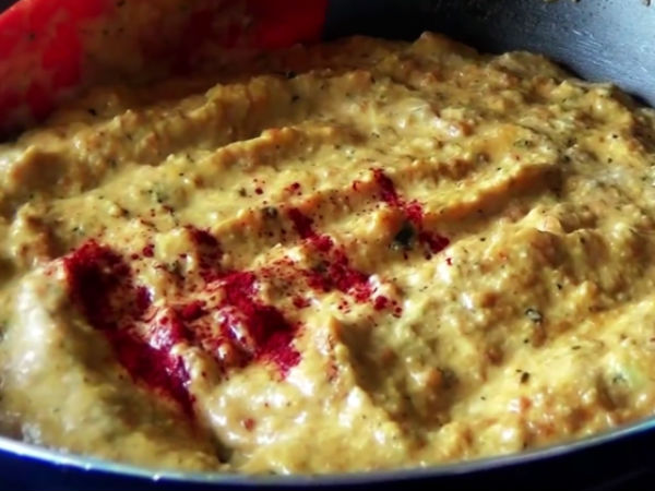 Serves: 3 Preparation Time: 20 minutes Cooking Time: 22 minutes Read more at: https://www.boldsky.com/cookery/vegetarian/maincourse/curries-dals/restaurant-style-paneer-makhani-recipe-063476.html