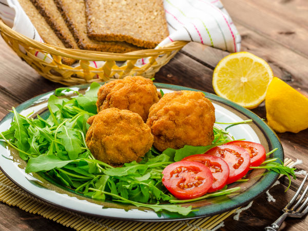 Creamy Macaroni & Corn Cheese Balls Recipe