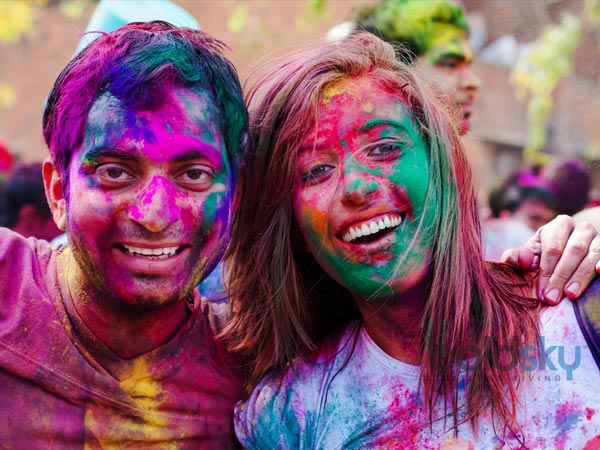 Tips To Remove Holi Colours