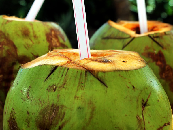 కోకనట్ వాటర్: