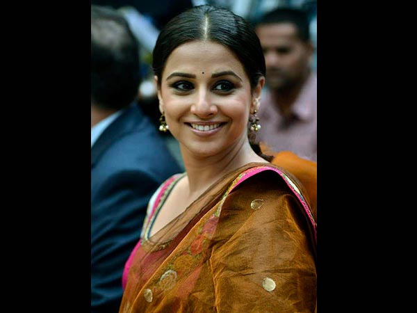 హార్ట్ షేప్ ముఖం అయితే: