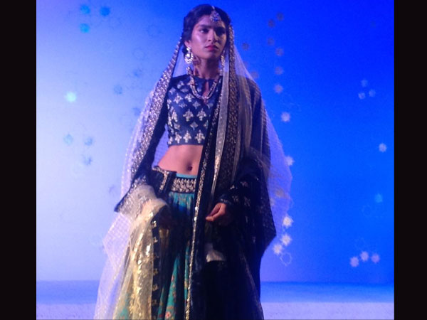  అమేజాన్ ఇండియా ఫ్యాషన్ వీక్ లో పర్షియన్ కలెక్షన్స్ అదుర్స్