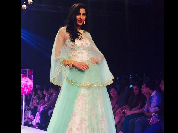 ఐఐజెడబ్ల్యు ర్యాంప్ షోలో గీతాంజలి జెమ్స్ సింపుల్ అండ్ అట్రాక్టివ్ 