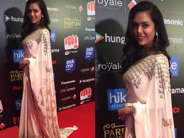 ఈషా గుప్తా: 