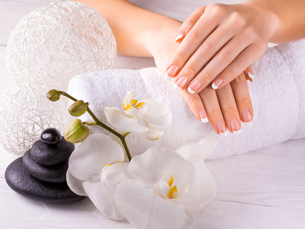 మీ గోర్లు చాలా పొడవుగా ఉంటే ఎలా చెప్పాలి