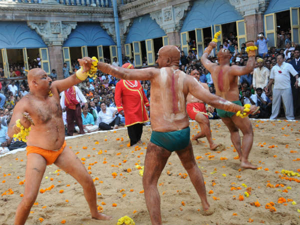 దసరా ఉత్సవాలకు నియలం : మైసూర్