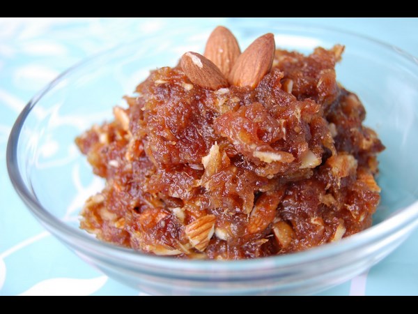 5. ఖర్జూరం హల్వా: 