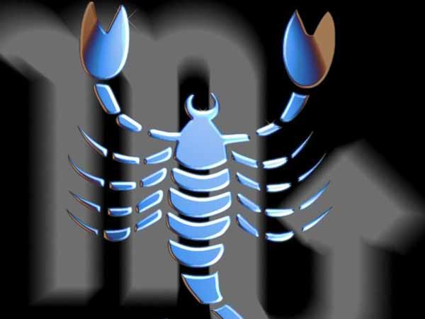 వృచ్చికం - బ్లాక్, రెడ్, మెరూన్ వృచ్చికం - బ్లాక్, రెడ్, మెరూన్