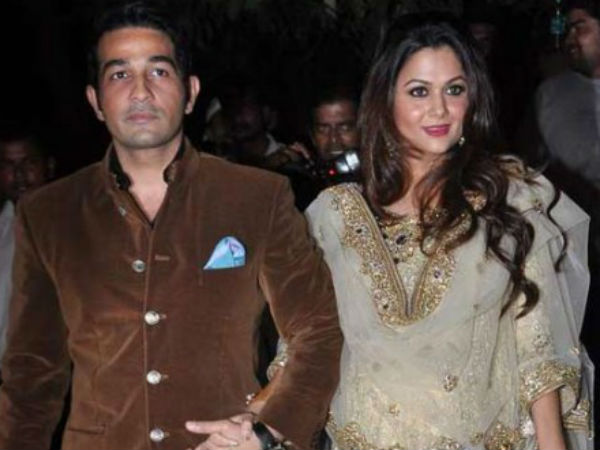 అమ్రితా అరోరా, షకీర్ 