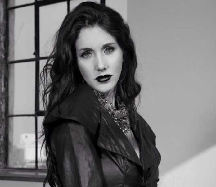 వరల్డ్ సెక్సీయస్ట్ క్రిమినల్ మోడల్ అందాలకు..కుర్రకారు దాసోహమే.. వరల్డ్ సెక్సీయస్ట్ క్రిమినల్ మోడల్ అందాలకు..కుర్రకారు దాసోహమే..