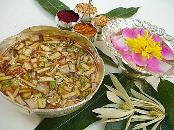 ఈ ఏడాది వచ్చిన దుర్ముఖి నామ సంవత్సరానికి అర్థం ఏంటి ? 