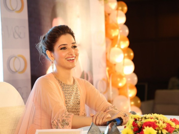 టాప్ సౌత్ హీరోయిన్ల సైడ్ బిజినెస్ లు..